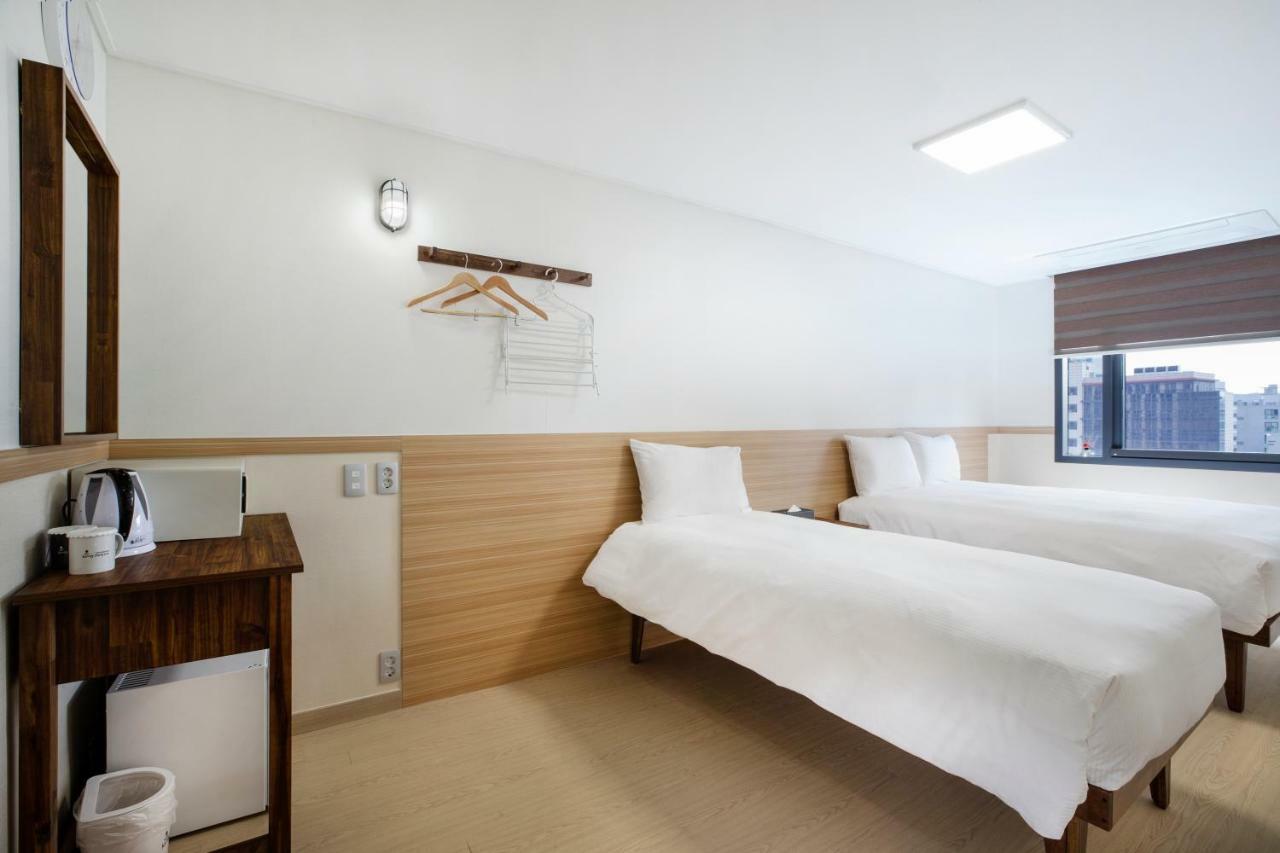 Five Jongno Hotel